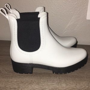 White Jeffrey Campbell rain boots!
